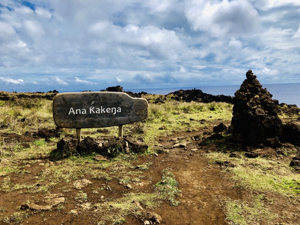lugares turisticos de isla de pascua ana kakenga2